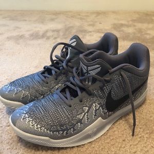 Nike Kobe Mamba Rage in dark grey, size 10